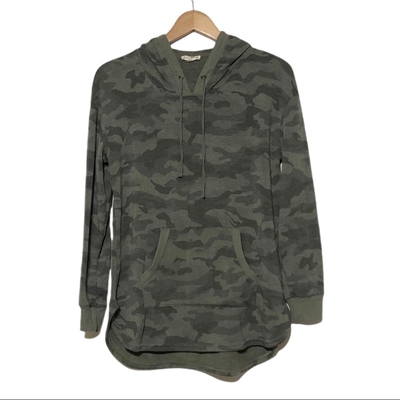 Jane Delancey Camo Hoodie | Poshmark